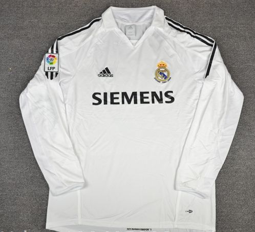 2005-2006 Real Madrid Home Retro Long Sleeve Jersey